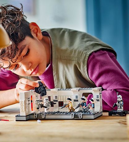 LEGO® Star Wars - Astuminen Tantive IV ?alukseen 75387 LEGO® Star Wars - Astuminen Tantive IV ?alukseen 75387