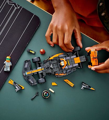 LEGO® Speed Champions - 2023 McLaren Formula 1-racerbil 76919