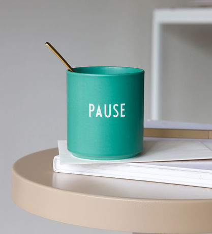Design Letters Cup - Favourite - Pause - Antique Green