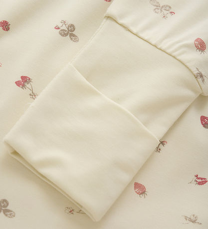 Minymo Nightsuit - Viscose - Strawberry Ice w. Strawberry