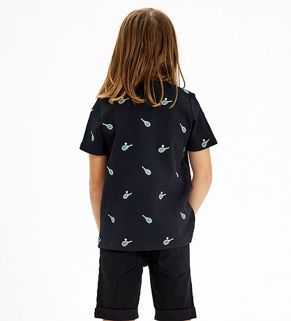 The New T-shirt - TnKarlton - Black Beauty