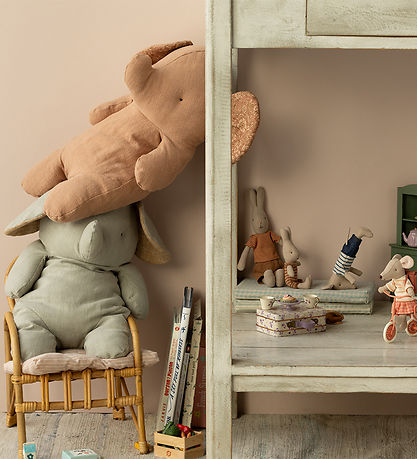 Maileg Gosedjur - Safari Friends - Elefant - Stor - 45 cm - Grå Maileg Gosedjur - Safari Friends - Elefant - Stor - 45 cm - Grå