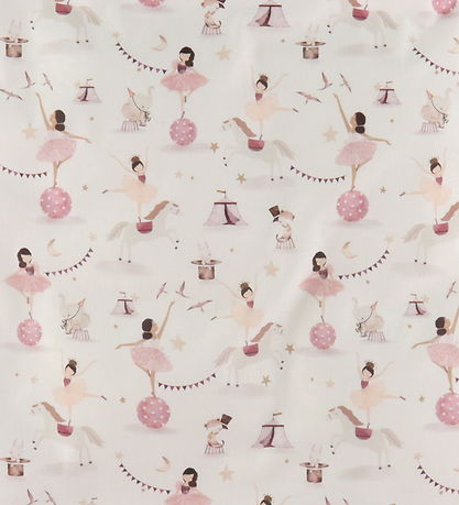 Nørgaard Madsens Bedding - Junior - Off White w. Ballerina Nørgaard Madsens Bedding - Junior - Off White w. Ballerina