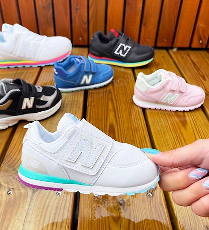 New Balance Shoe - 574 - White/Team Sky Blue