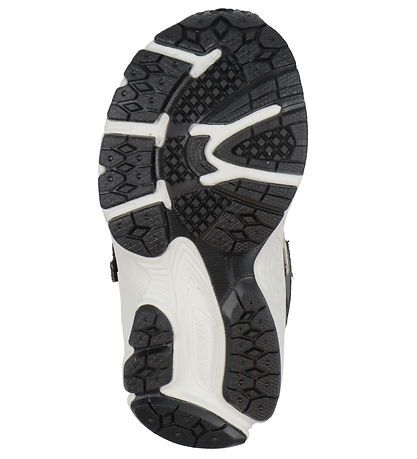 New Balance Shoe - 2002 - Black/Sea Salt New Balance Shoe - 2002 - Black/Sea Salt