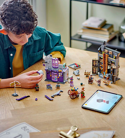 LEGO® Harry Potter - Ollivanders & Madam Malkins Anzüge 76439 -
