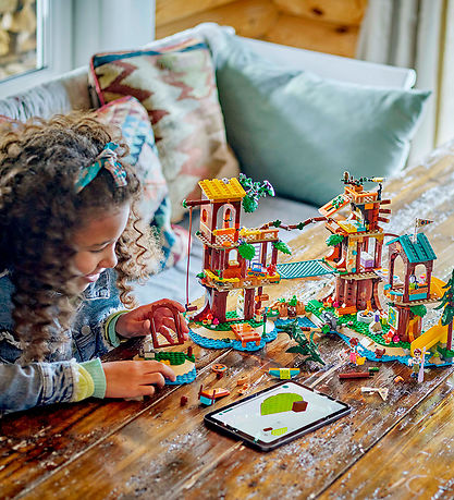 LEGO® Friends - Baumhaus im Abenteuercamp 42631 - 1128 Teile LEGO® Friends - Baumhaus im Abenteuercamp 42631 - 1128 Teile