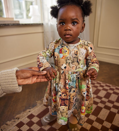 Robe Molo - Charmaine - Teddy Friends