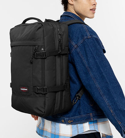 Eastpak 여행가방 - Travelpack - 42L - 블랙