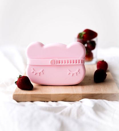 We Might Be Tiny Snackbox - Bear - Silicone - Pink