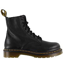 Dr. Martens Boots - Virginia - Black Dr. Martens Boots - Virginia - Black