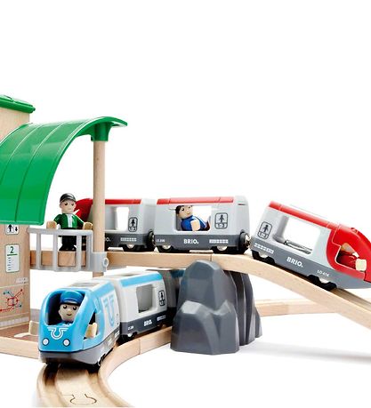 BRIO World Railway - 42 Parts - Large - On Travel 33512 BRIO World Railway - 42 Parts - Large - On Travel 33512