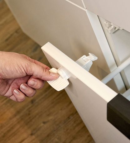 BabyDan Kinderveiligheid - Magnetisch slot - Wit BabyDan Kinderveiligheid - Magnetisch slot - Wit