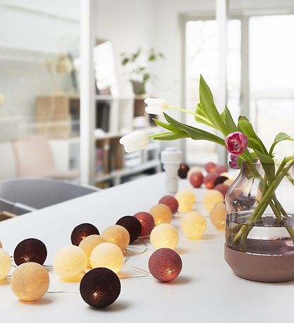 Iris Lights Chain - Dusty Pink Iris Lights Chain - Dusty Pink