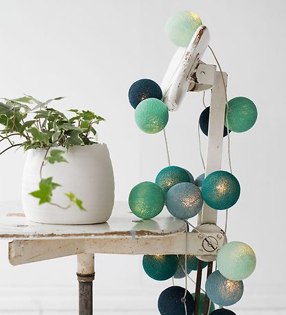 Iris Lights Chain - Cool Mint Iris Lights Chain - Cool Mint