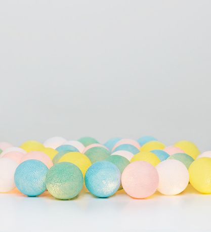 Iris Lights Chain - 20 Lights - Fairy Tale Iris Lights Chain - 20 Lights - Fairy Tale