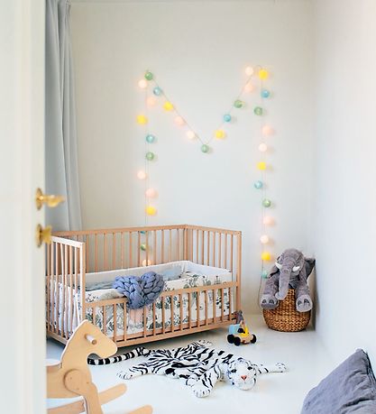 Iris Lights Chain - 20 Lights - Fairy Tale Iris Lights Chain - 20 Lights - Fairy Tale