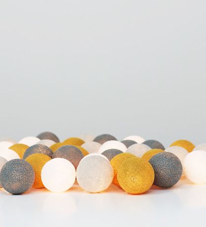 Iris Lights Chain - 20 Lights - Gotland Iris Lights Chain - 20 Lights - Gotland