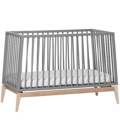 Leander Luna Babybett - 120x60 - Grau/Eiche Leander Luna Babybett - 120x60 - Grau/Eiche