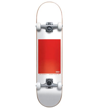 Skateboard Globe - 8'' - G0 Block Serif Complet - Blanc/Rouge Skateboard Globe - 8'' - G0 Block Serif Complet - Blanc/Rouge