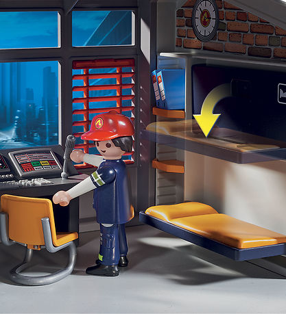 Playmobil City Action - Large Fire Station - 9462 - 181 Parts Playmobil City Action - Large Fire Station - 9462 - 181 Parts