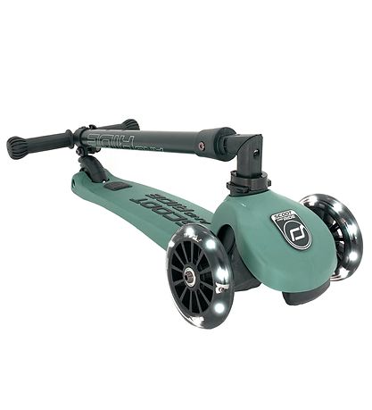 Scoot and Ride Highway Kick 3 - LED - Forest Scoot and Ride Highway Kick 3 - LED - Forest