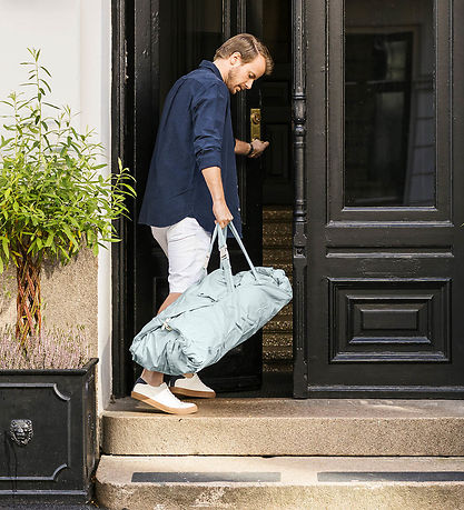 Voksi Baby Carrier - Carry - 80/100 - Dusty Green Flying Voksi Baby Carrier - Carry - 80/100 - Dusty Green Flying