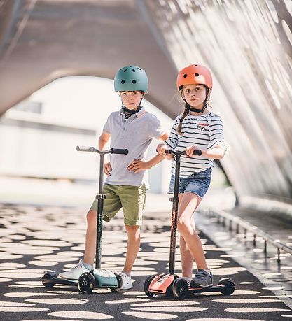 Highway Kick 5 Scoot and Ride - LED - Peach