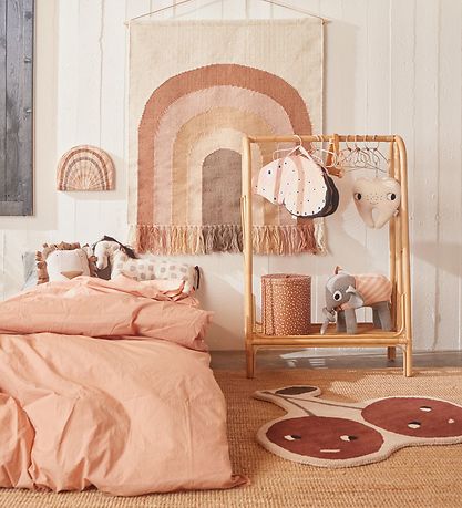 OYOY Wall Hanging - 124x100 cm - Follow The Rainbow - Choco OYOY Wall Hanging - 124x100 cm - Follow The Rainbow - Choco