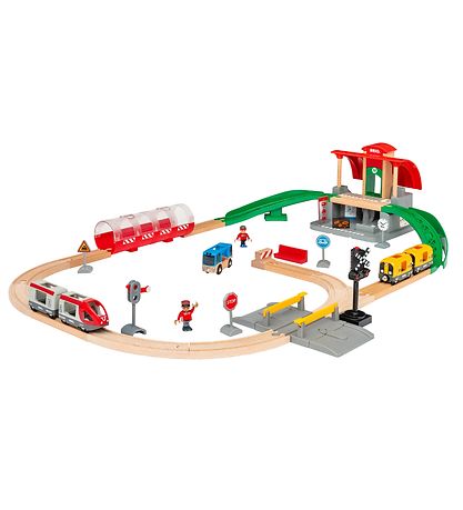 BRIO Toys - Central station Set - 37 Parts 33989 BRIO Toys - Central station Set - 37 Parts 33989