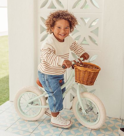 Banwood Balance Bike - First Go! - Pale Mint