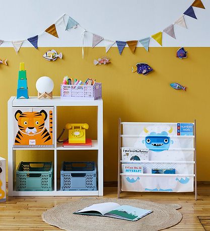 3 Sprouts Bookcase - 62x25x61 - The Abominable Snowman 3 Sprouts Bookcase - 62x25x61 - The Abominable Snowman