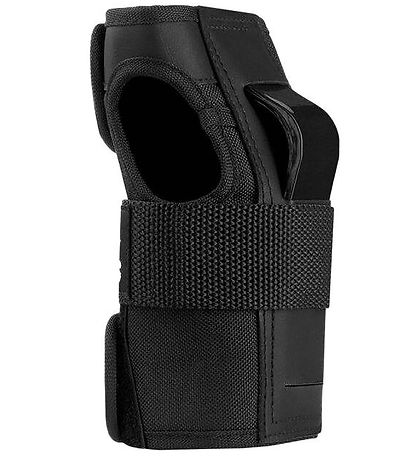 Core Wrist Protectors - Classic Skate - Black w. Red