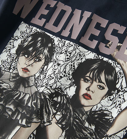 Name It T-paita - NkfAkara - Wednesday - Laivastonsininen Blazer Name It T-paita - NkfAkara - Wednesday - Laivastonsininen Blazer