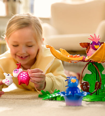 Flora Figurine BRIO - Pétunia