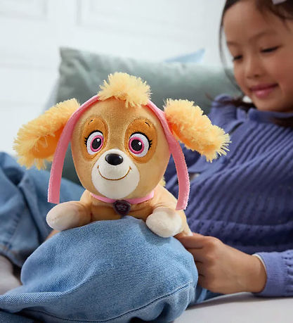 Peluche Paw Patrol - 20 cm - Pistolet & Collier - Skye Peluche Paw Patrol - 20 cm - Pistolet & Collier - Skye