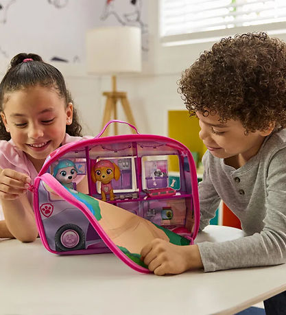 Paw Patrol Toys - Skye's Rescue Playset