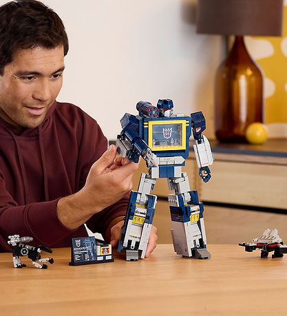 LEGO® Icons LEGO - Transformateurs : Soundwave 10358 - 1505 Part LEGO® Icons LEGO - Transformateurs : Soundwave 10358 - 1505 Part