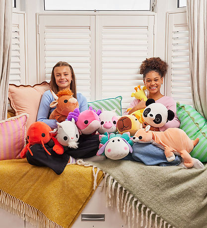 Hug A Lumps Soft Toy w. Weight - Sea Leaf Slug - Lucy