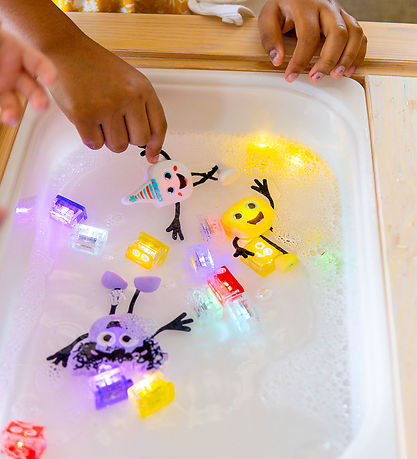 Alex Character Glo Pals - Yellow Alex Character Glo Pals - Yellow