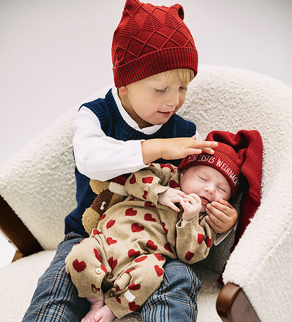 Hust and Claire Christmas Hat - HCFifi - Teaberry