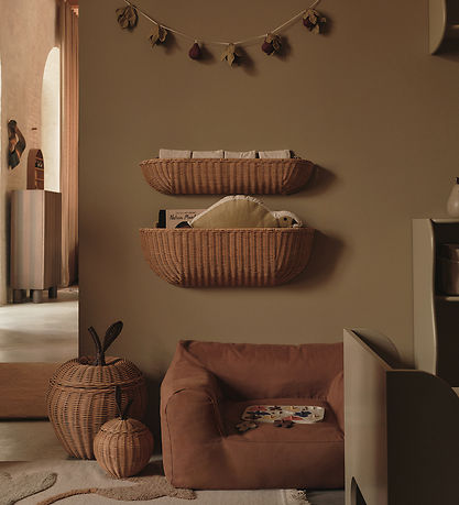 Ferm Living Veggvasi - Fléttaður rottingur - 75x14 cm - Natural Ferm Living Veggvasi - Fléttaður rottingur - 75x14 cm - Natural