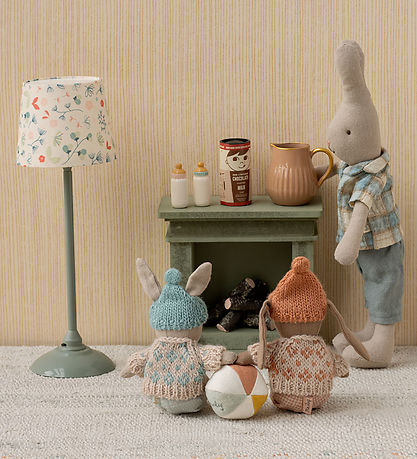 Maileg Winter Rabbit - Micro - Brown - Rose Maileg Winter Rabbit - Micro - Brown - Rose