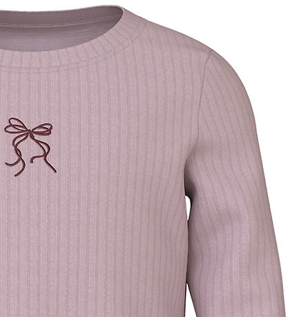 Name It Blússa - NmfVemma - Minjagripur Lilac/Bow Útsaumur Name It Blússa - NmfVemma - Minjagripur Lilac/Bow Útsaumur