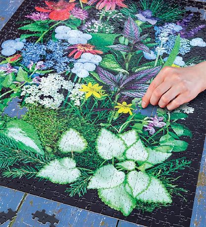 Eeboo Puzzle - 1000 Pieces - Summer Garden Eeboo Puzzle - 1000 Pieces - Summer Garden