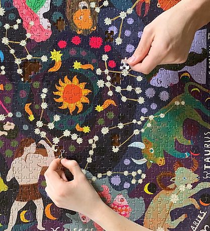 Eeboo Glow In The Dark Puzzle - 1000 Pieces - Zodiac Eeboo Glow In The Dark Puzzle - 1000 Pieces - Zodiac