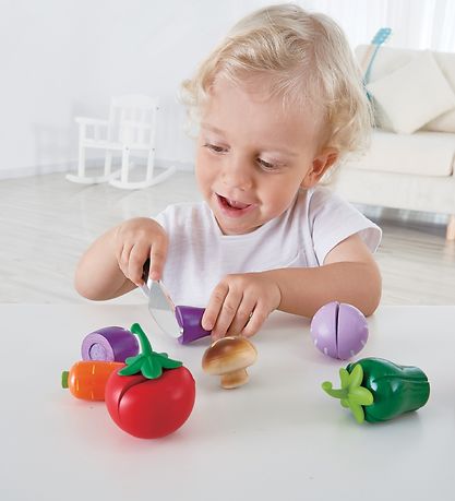 Hape Play Food - 8 Parts - Vegetables From The Garden