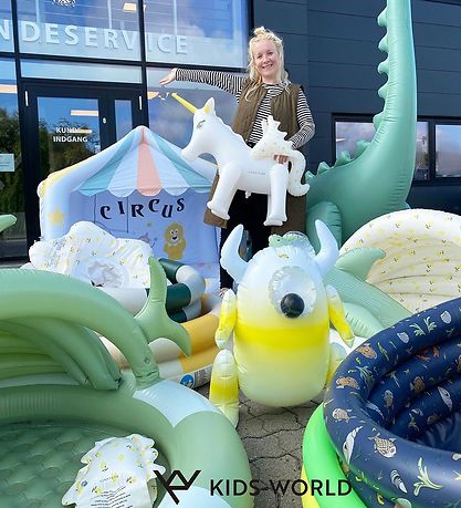 SunnyLife Inflatable Sprinkler - 50x70 cm - Monty The Monster