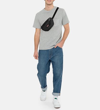Eastpak Mittistaska - Springer - 2 L - Svart