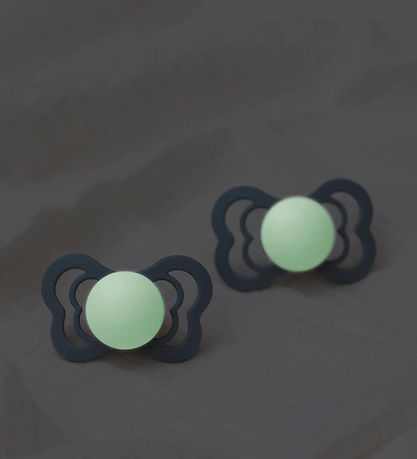 BIBS Couture Glowing Pacifiers - Size 2 - 2-Pack - Anatomical -  BIBS Couture Glowing Pacifiers - Size 2 - 2-Pack - Anatomical -